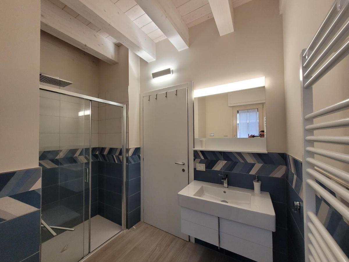 Garda View - Nuovo Appartamento Con Solarium Vista Lago Exterior foto